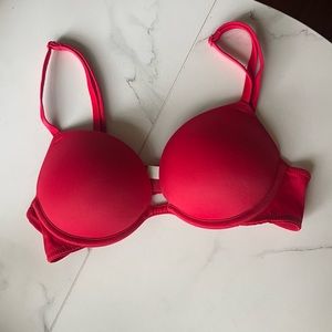 Victoria’s Secret Bra 32A